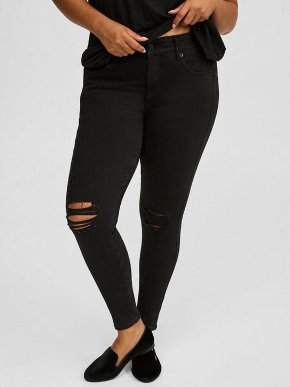 Torrid Bombshell Skinny Premium Stretch High-Rise Jean 24R NWT Black Grenada